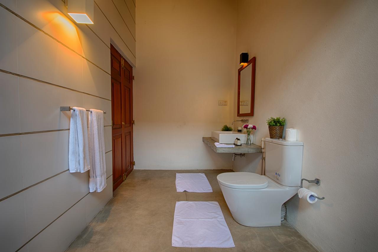 Om Shambhala Bed & Breakfast Colombo Exterior foto