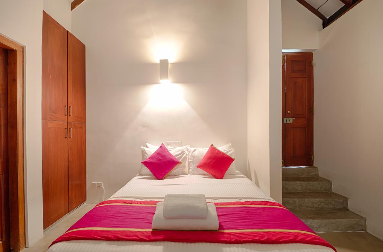 Om Shambhala Bed & Breakfast Colombo Exterior foto