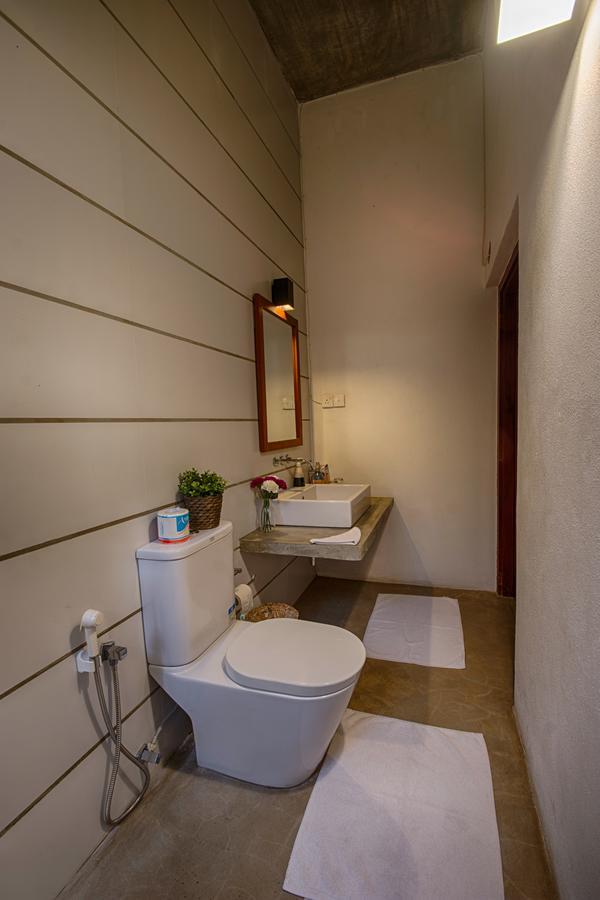 Om Shambhala Bed & Breakfast Colombo Exterior foto