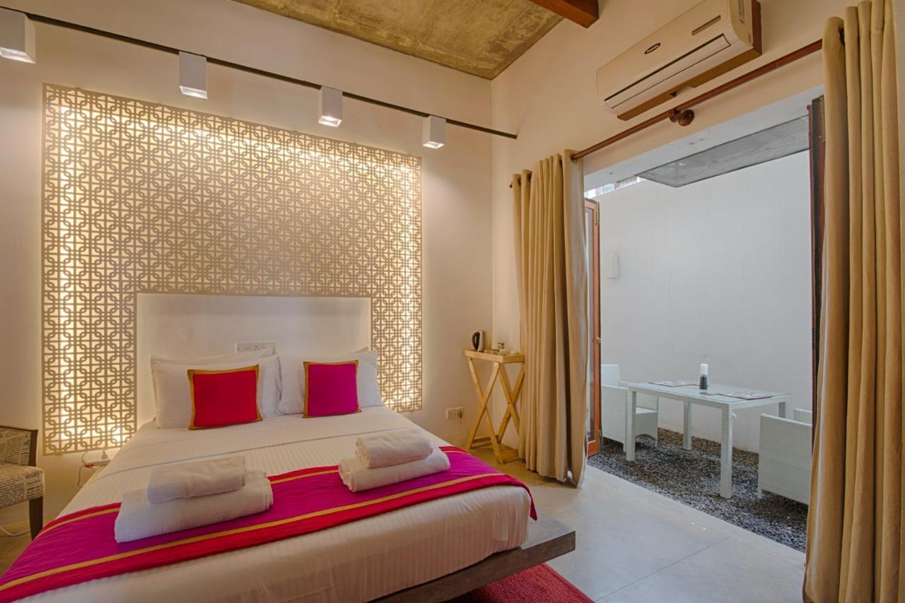 Om Shambhala Bed & Breakfast Colombo Exterior foto