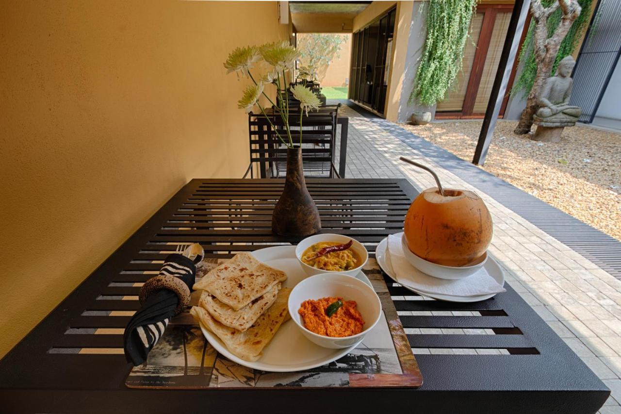 Om Shambhala Bed & Breakfast Colombo Exterior foto